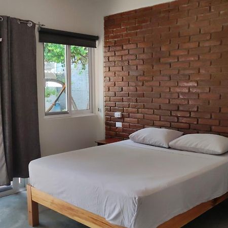 埃斯孔迪多港 Casa Sixta A 7Min Del Aeropuerto Internacional Pmx Y 2 Cuadras Terminal Autob Ado酒店 外观 照片