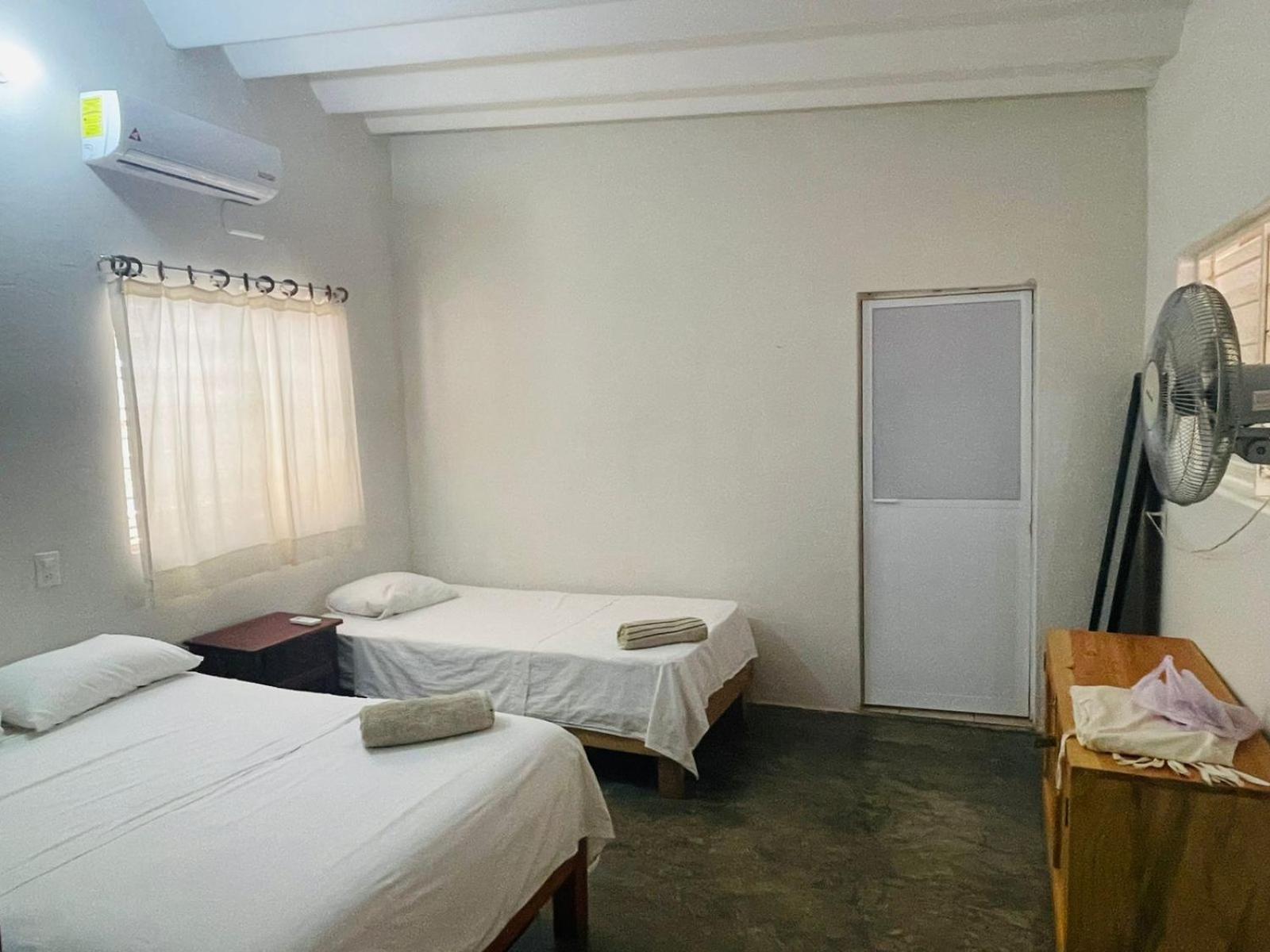 埃斯孔迪多港 Casa Sixta A 7Min Del Aeropuerto Internacional Pmx Y 2 Cuadras Terminal Autob Ado酒店 外观 照片